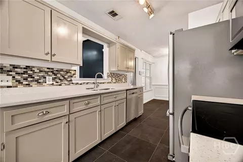 Kitchen - 111 Ashwood Dr, Pooler, GA 31322 photo 3 of 4
