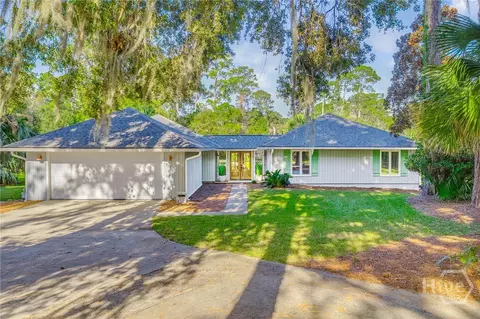 38 Wiley Bottom Rd, Savannah, GA 31411