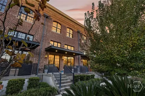 456 Port St, Savannah, GA 31401