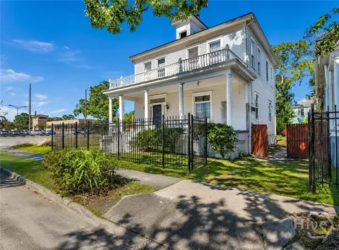 310 W 34th St, Savannah, GA 31401