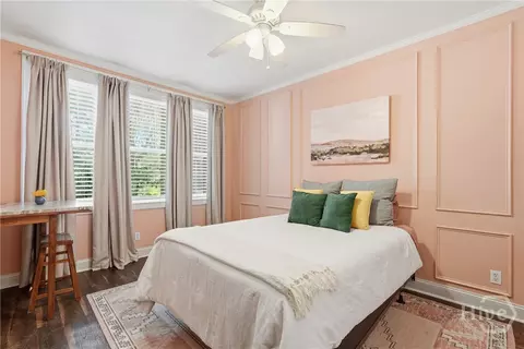 17 E 37th St #3, Savannah, GA 31401