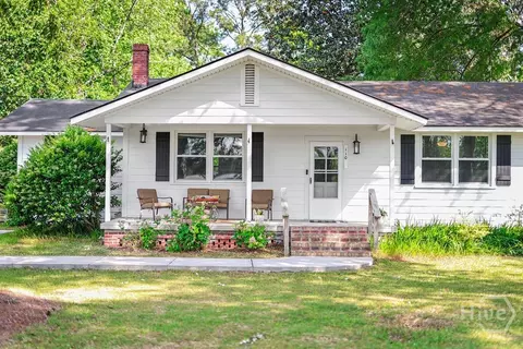 110 Laurel St, Richmond Hill, GA 31324