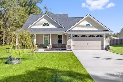 755 S Macon St, Ludowici, GA 31316