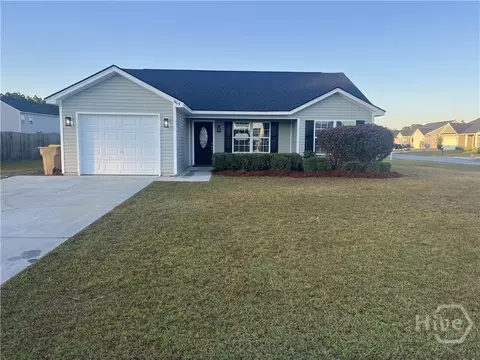 405 Pine Top Rd, Guyton, GA 31312