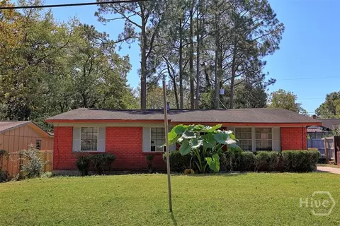 1217 E 34th St, Savannah, GA 31404