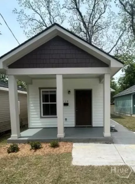 1314 New Castle St, Savannah, GA 31415