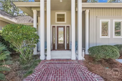 Exterior - 7 Springpine Ln, Savannah, GA 31411 photo 3 of 6