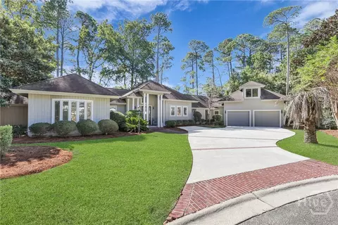 Exterior - 7 Springpine Ln, Savannah, GA 31411 photo 2 of 6