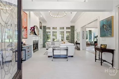 Entry Way - 7 Springpine Ln, Savannah, GA 31411 photo 1 of 3