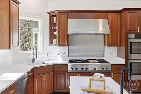 Kitchen - 7 Springpine Ln, Savannah, GA 31411 photo 1 of 3