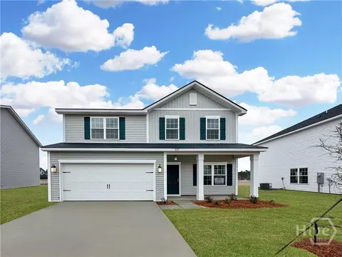 137 Juniper Dr, Hinesville, GA 31313