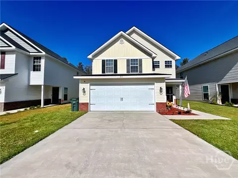 211 Grandview Dr, Hinesville, GA 31313