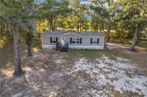 106 Rodman Rd, Jesup, GA 31545