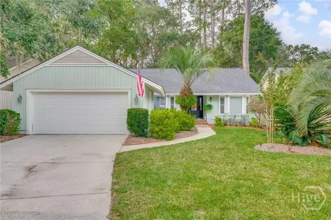 11 Lanyard Ct, Savannah, GA 31411