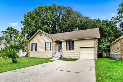 12 Oyster Catcher Ln, Savannah, GA 31410