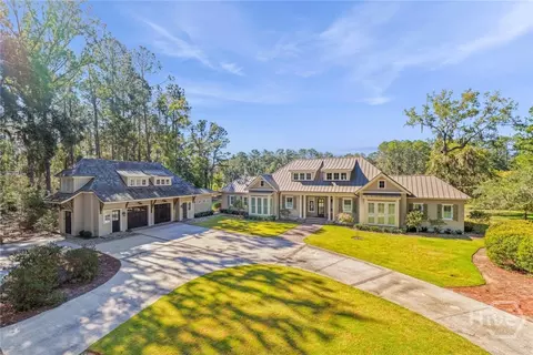 262 Spanish Moss Ln, Richmond Hill, GA 31324
