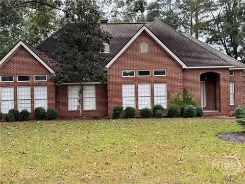 220 Topi Trl, Hinesville, GA 31313