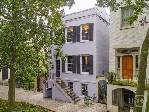 405 E Liberty St, Savannah, GA 31401