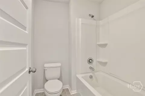 Bath - 734 Blue Moon Xing, Pooler, GA 31322 photo 1 of 5
