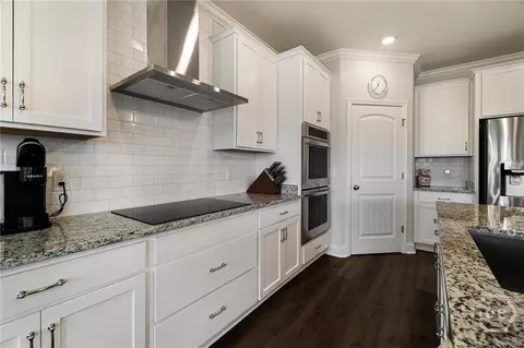 Kitchen - 131 Como Dr, Pooler, GA 31322 photo 2 of 2