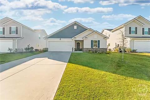 97 Dunnoman Dr, Savannah, GA 31419