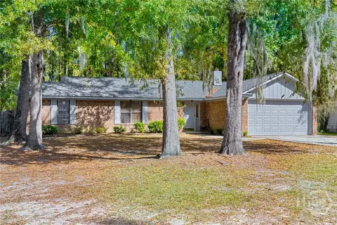 50 Boyd Dr, Richmond Hill, GA 31324