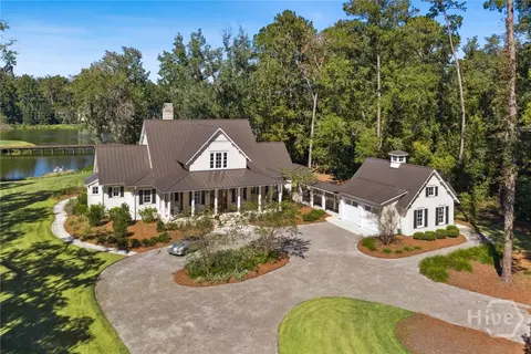 781 Dublin Dr, Richmond Hill, GA 31324