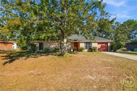 166 Stephanie Dr, Allenhurst, GA 31301