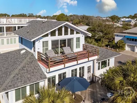1 10th St, Tybee Island, GA 31328