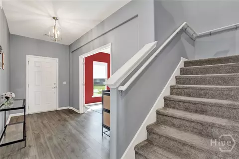 Entry Way - 153 Greyfield Cir, Savannah, GA 31407 photo 2 of 10