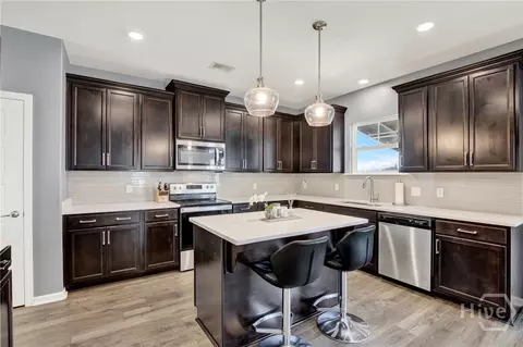 Kitchen - 153 Greyfield Cir, Savannah, GA 31407 photo 1 of 4