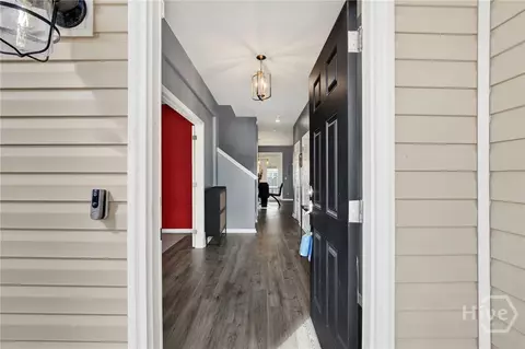 Entry Way - 153 Greyfield Cir, Savannah, GA 31407 photo 1 of 10