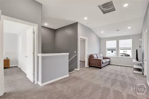 Entry Way - 153 Greyfield Cir, Savannah, GA 31407 photo 8 of 10