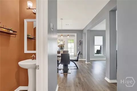Entry Way - 153 Greyfield Cir, Savannah, GA 31407 photo 4 of 10