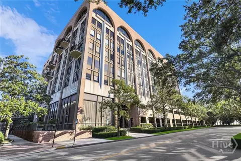 300 Bull St #404A, Savannah, GA 31401