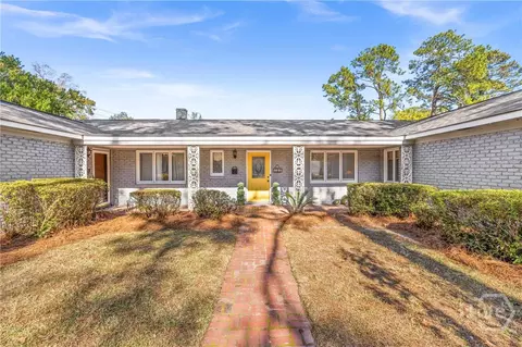 202 E 64th St, Savannah, GA 31405
