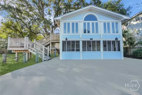 1010 Live Oak Ln, Tybee Island, GA 31328