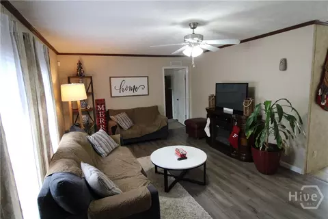 1724 Brook Run, Register, GA 30452 photo 3
