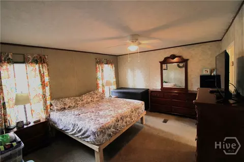 1724 Brook Run, Register, GA 30452 photo 8