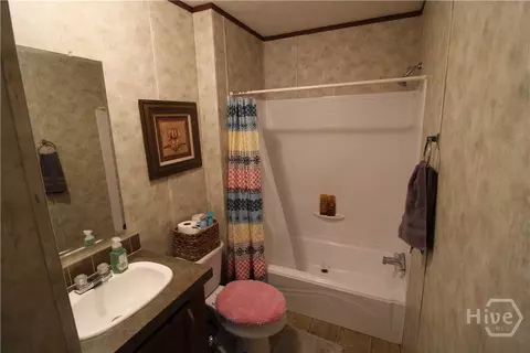 1724 Brook Run, Register, GA 30452 photo 13