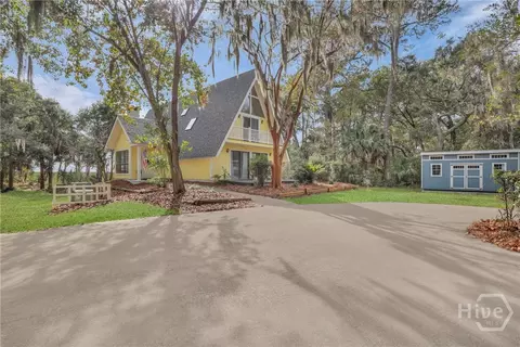 1206 Walthour Rd, Savannah, GA 31410