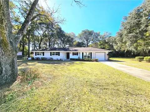 1027 Mohawk St, Savannah, GA 31419