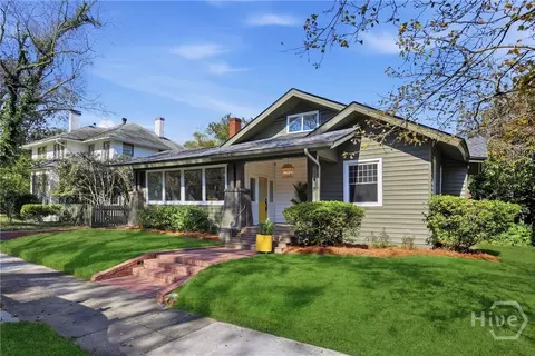 114 E 48th St, Savannah, GA 31405