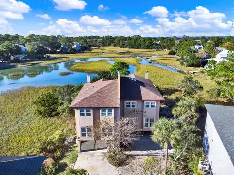 5 Lighthouse Ln #A, Tybee Island, GA 31328
