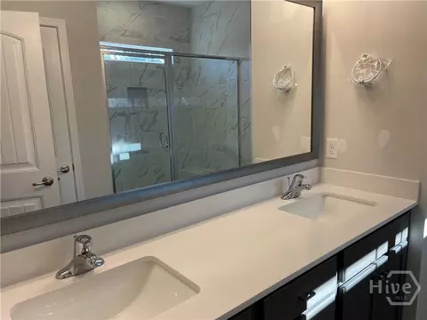Bath - 104 Classic Dr, Pooler, GA 31322 photo 1 of 4