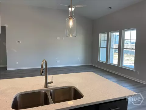 Living - 104 Classic Dr, Pooler, GA 31322 photo 2 of 2