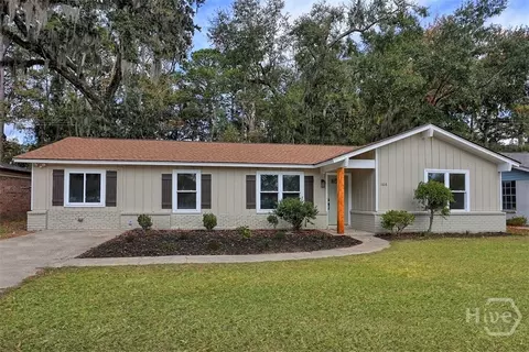 108 Greenbriar Dr, Savannah, GA 31419