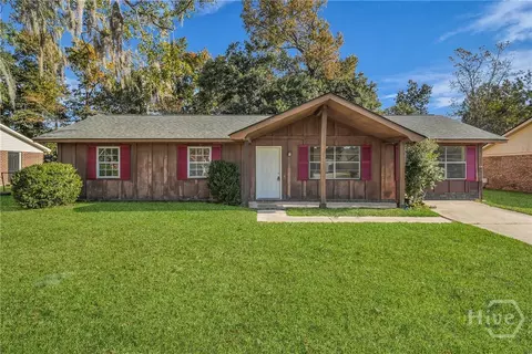 234 Holiday Dr, Savannah, GA 31419