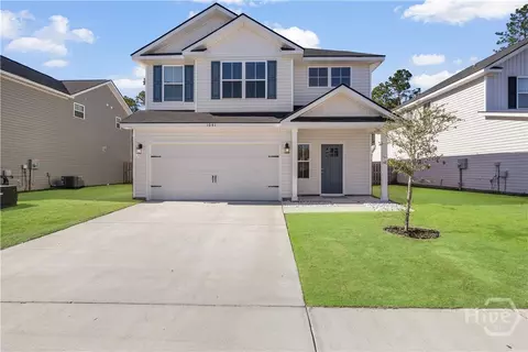 1041 Grayson Ave, Hinesville, GA 31313