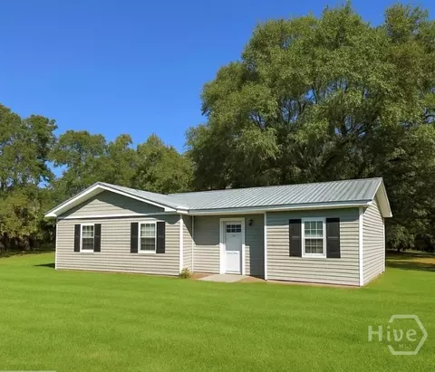 996 Dunlevie Rd, Allenhurst, GA 31301